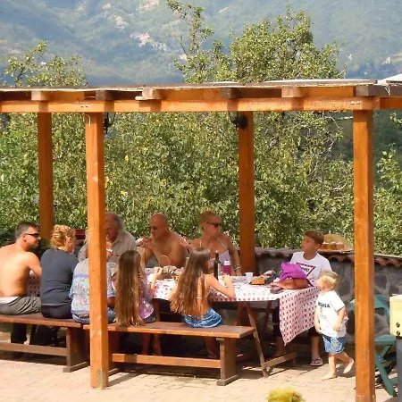 Alojamento de Acomodação e Pequeno-almoço Il Bosco Delle Fate Corniglio