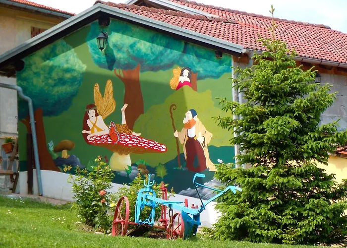 לינה וארוחת בוקר Il Bosco Delle Fate 3*